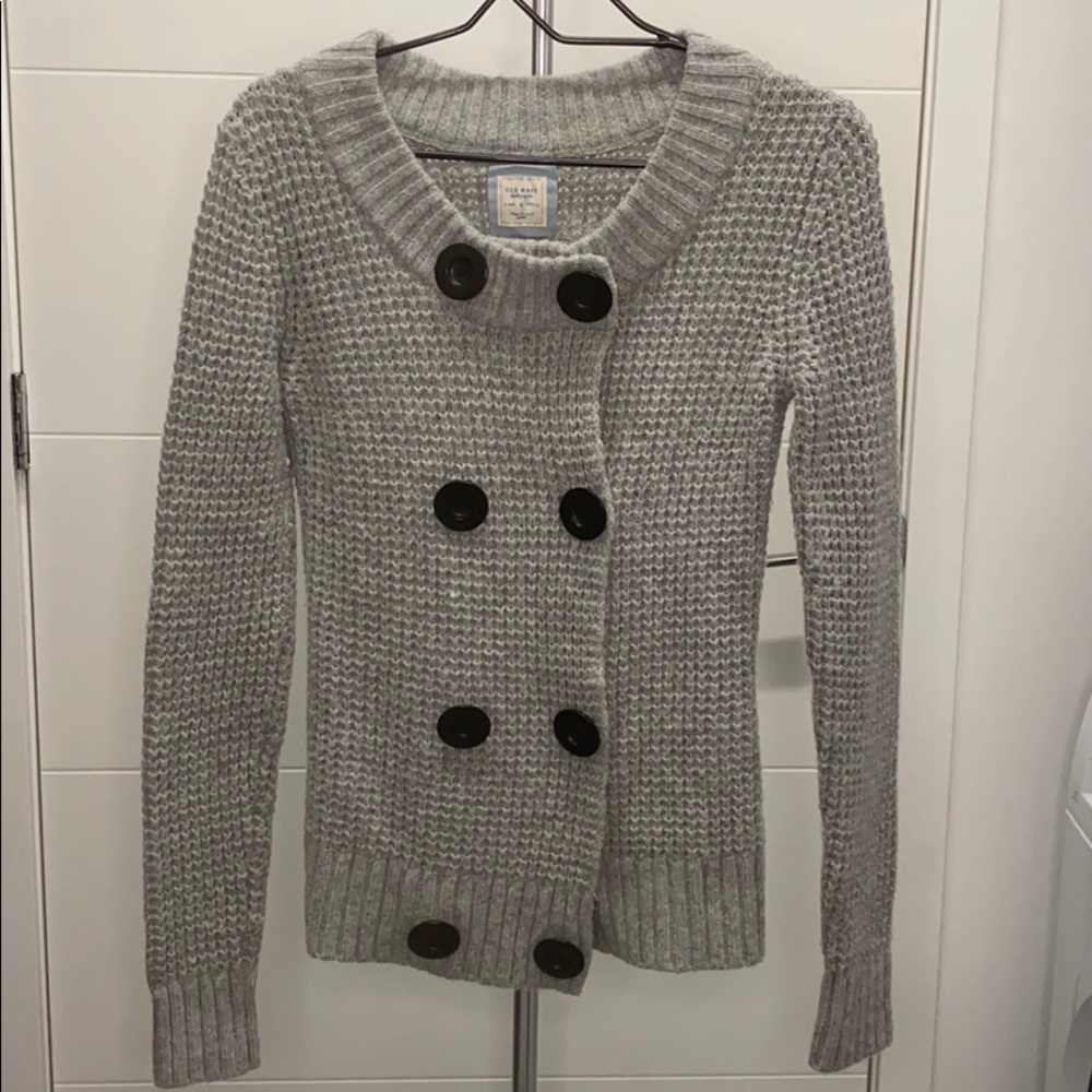 Grey Knitted Snowdrop Sweater / Vintage